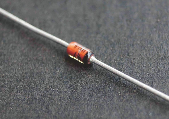 點焊機光通訊行業(yè)應(yīng)用